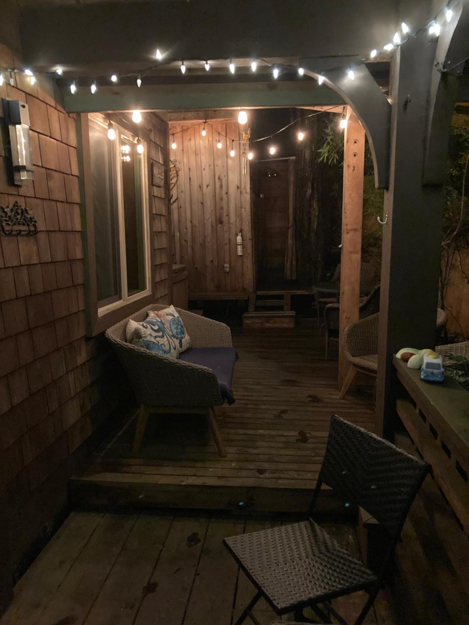 Forest Sweet Retreat Hot Tub & Wood Fired Sauna Ucluelet Extérieur photo